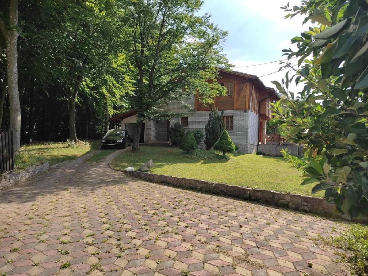 Villa Ema SJJ Buitenkant foto