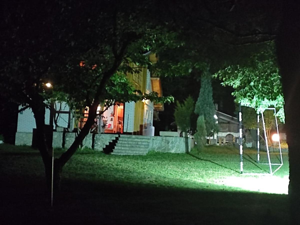 Villa Ema SJJ Buitenkant foto