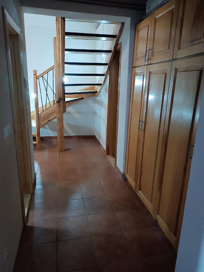 Villa Ema SJJ Buitenkant foto