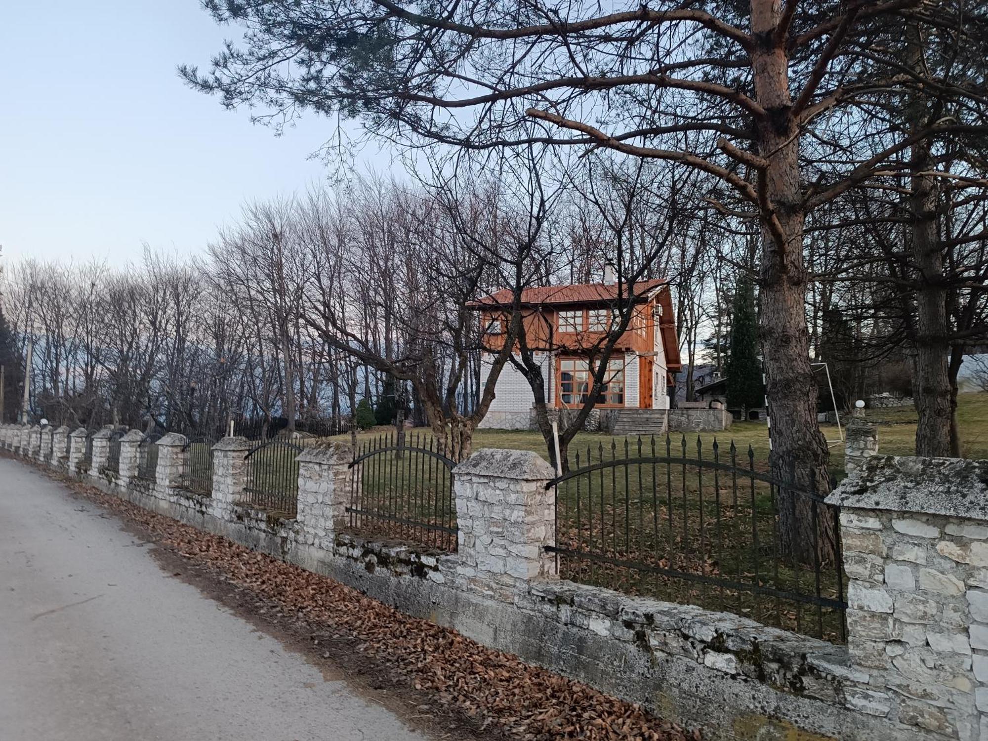 Villa Ema SJJ Buitenkant foto