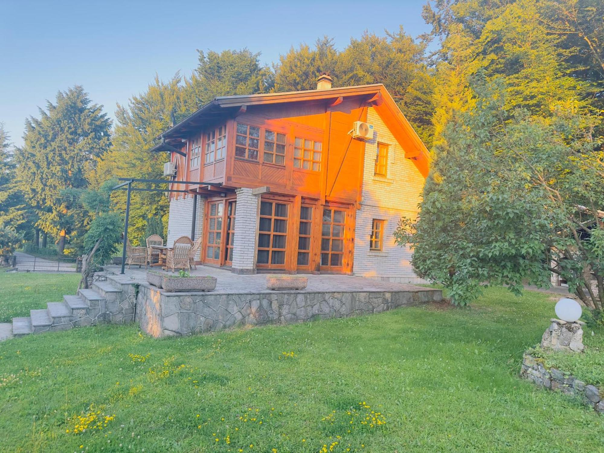 Villa Ema SJJ Buitenkant foto